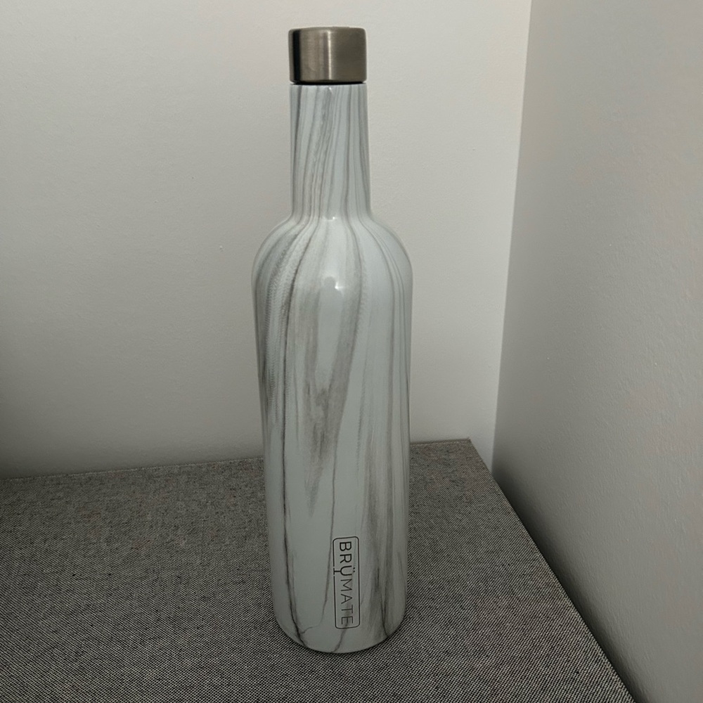 Brumate winesulator marble pattern 25 oz
